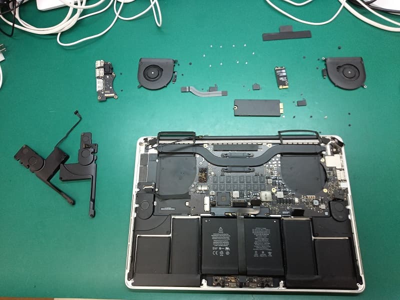 MacBookPro 分解