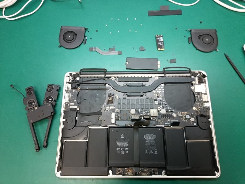 MacBookPro 組み立て